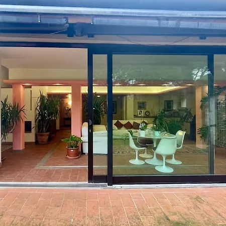 Villa Incantevole Con Giardino *